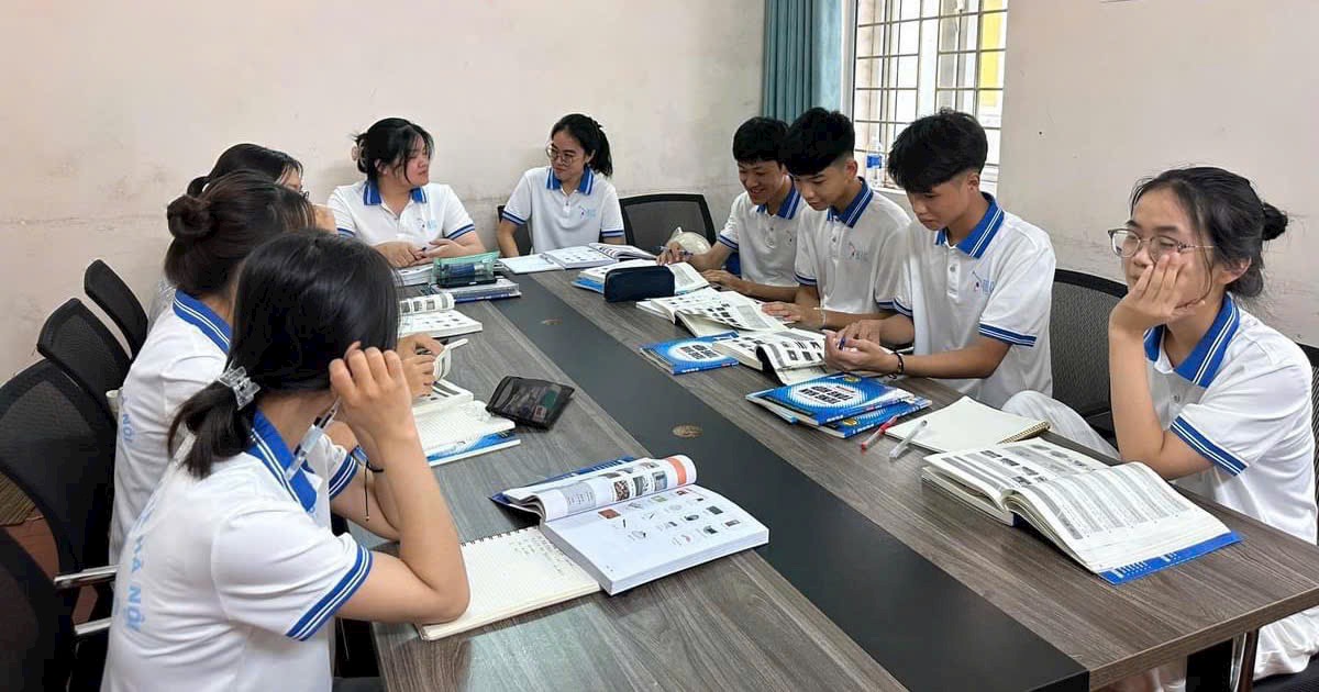 Lớp học ngoại ngữ